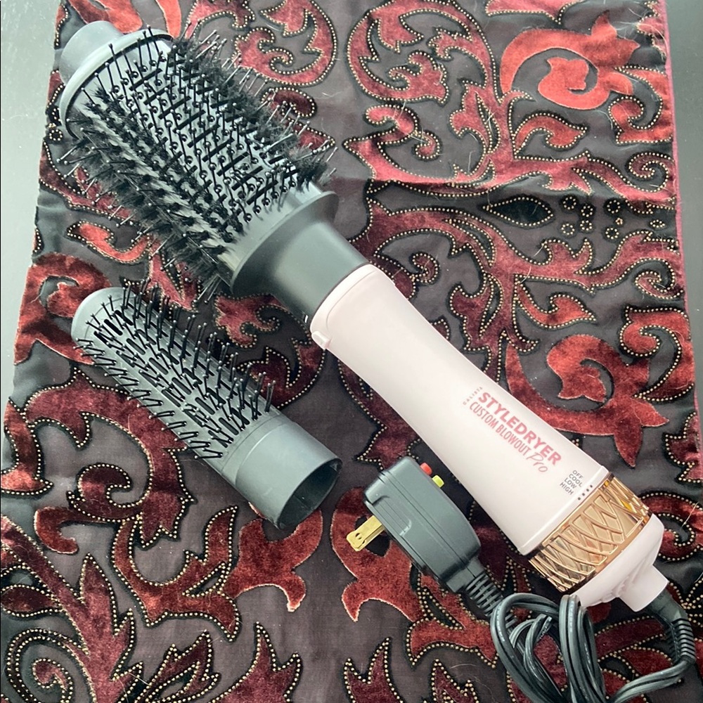Calista Styledryer custom blowout Pro